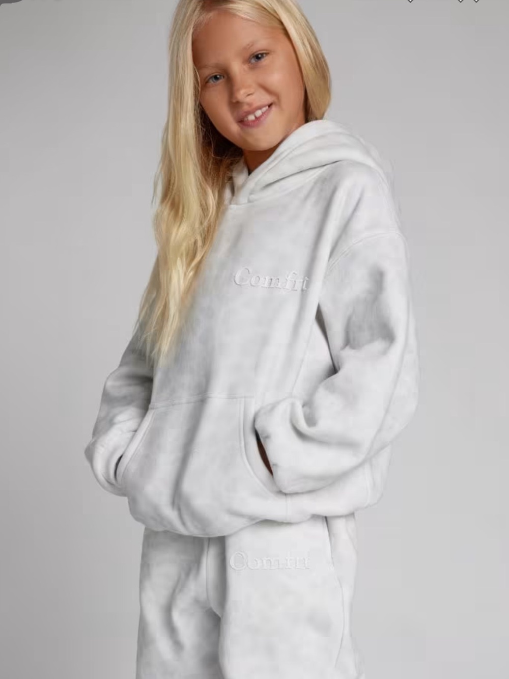 Kids Comfrt Hoodie, Snow Leopard, White and Grey, New, Size M